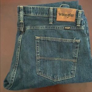 Wrangler loose fit jeans